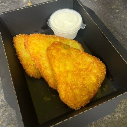 Картофельные драники со сметаной