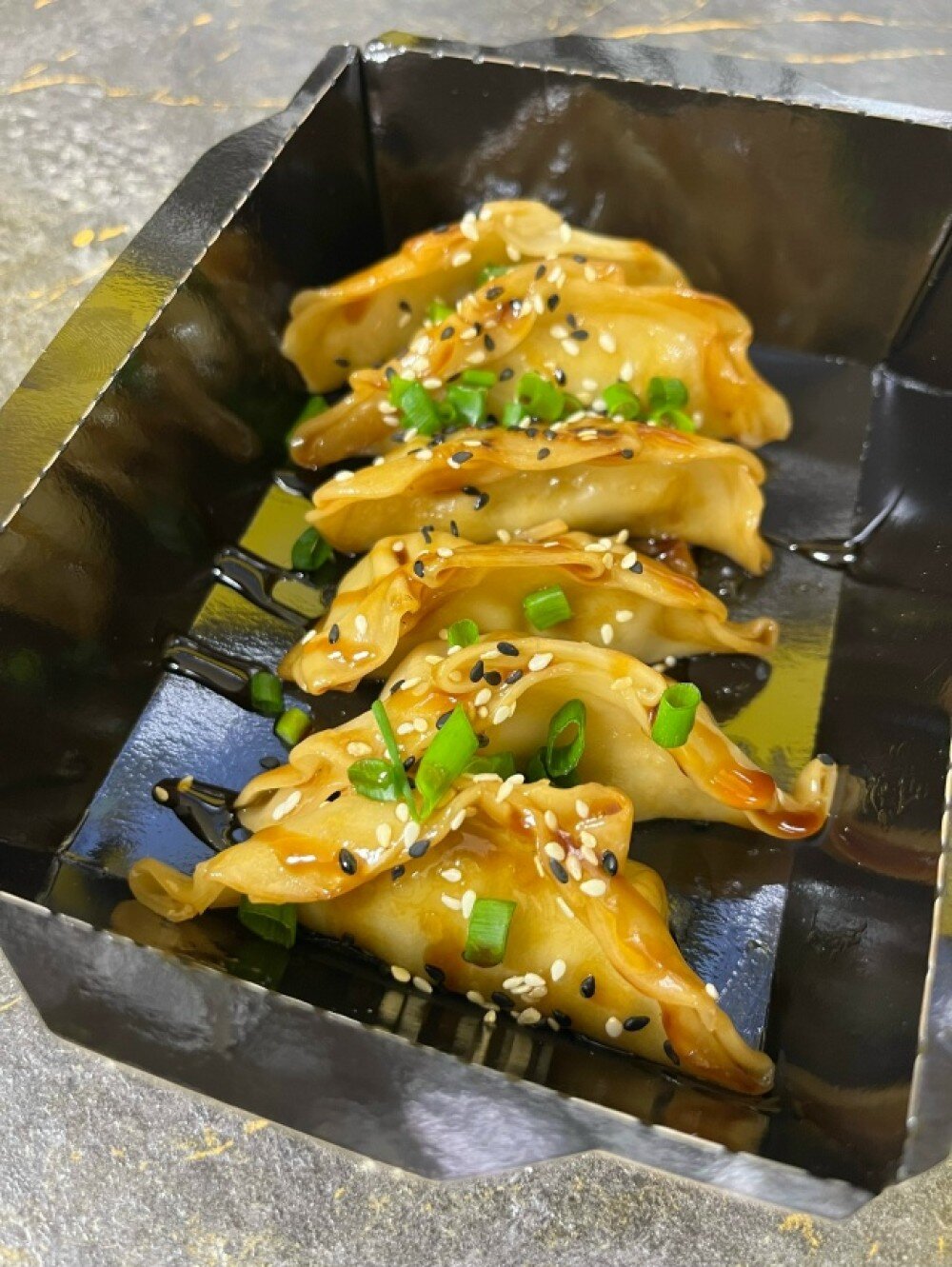 Гёдзе со свининой