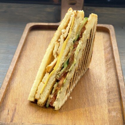 Сэндвич клаб со свининой