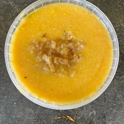 Овощной крем суп с курицей и луком фри