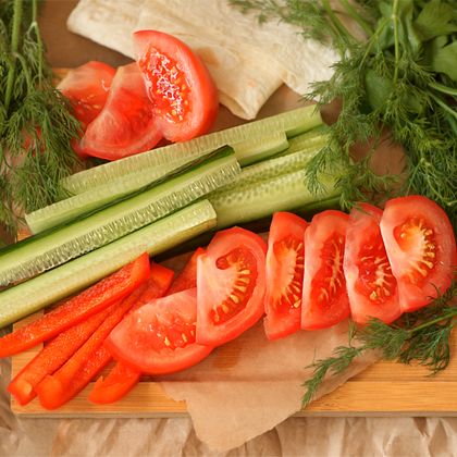 Нарезка из свежих овощей