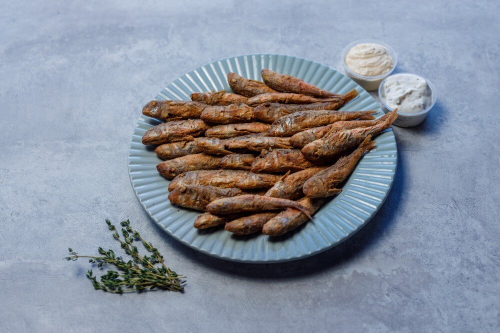 Барабулька на компанию с соусами