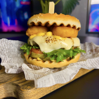 Бургер ,,  CHICKEN’’