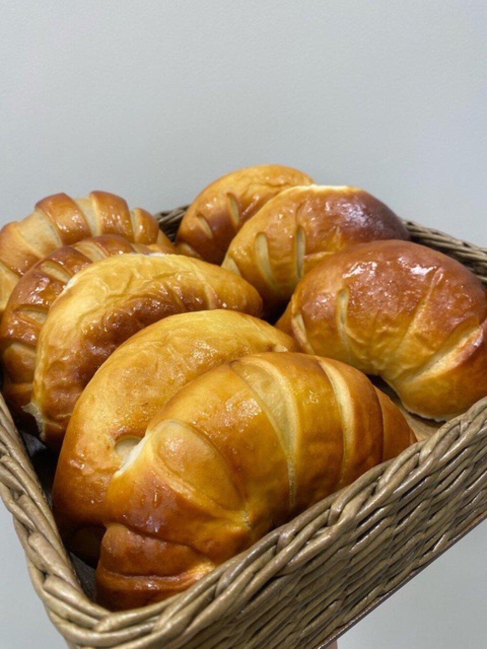 Пирожок с клубникой