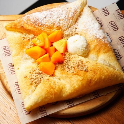 Пеновани с хурмой в медово лимонной глазури