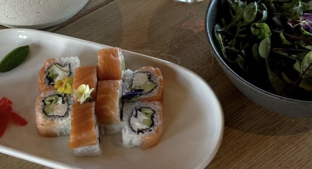 Филадельфия с лососем 
и огурцом