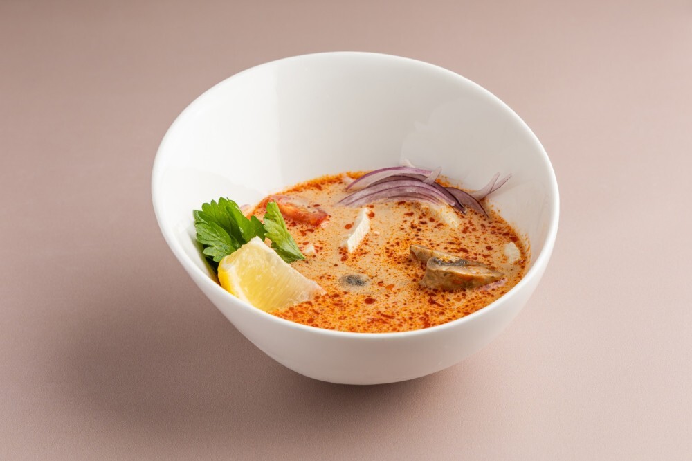 Суп Том Ям с курицей