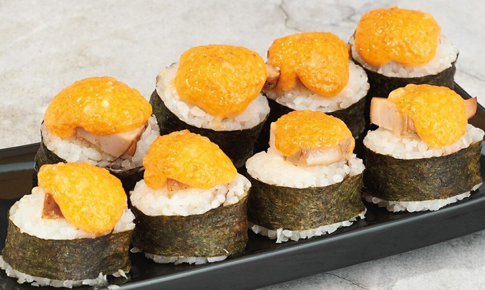 Запечённый ролл с курицей