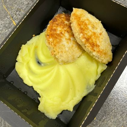 Рыбные котлетки с пюре