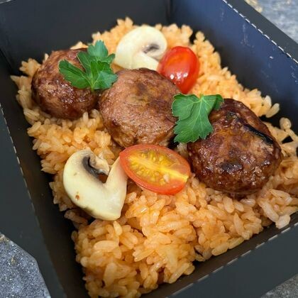 Тайские котлеты с рисом том ям