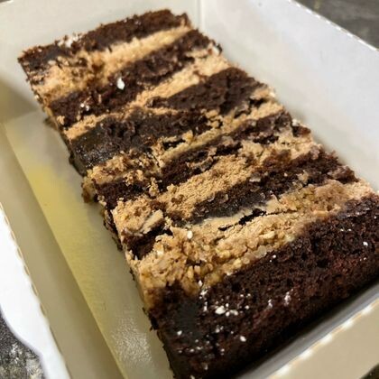 Торт"Ферреро Роше с хрустящим слоем и шоколадным муссом"