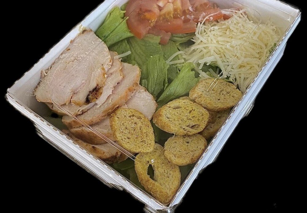 Цезарь с курицей